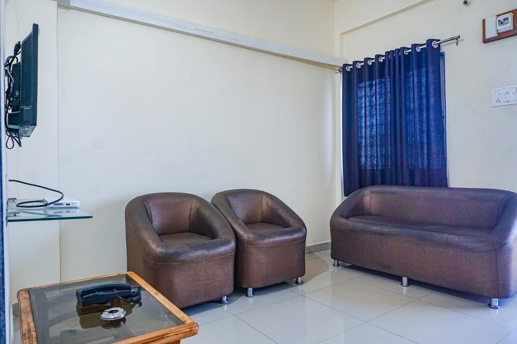 Fabexpress Vaishnav Inn Talegaon Dabhade Dış mekan fotoğraf